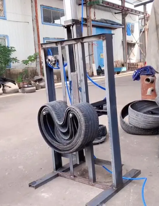 Small Pneumatic Manual Tire Tyre Baler for Sale